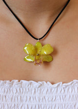 Collar de orquídea encapsulada, envíos a domicilio en CDMX, MTY, GDL y Colim